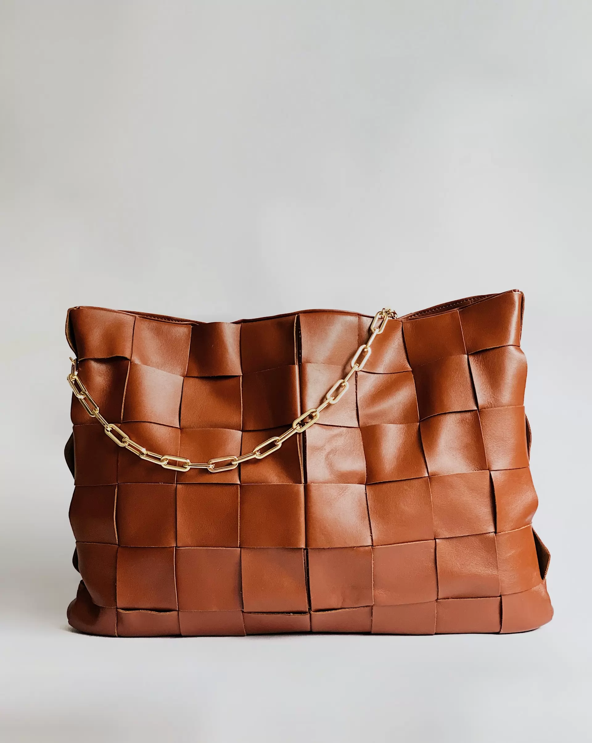 the leather goods market