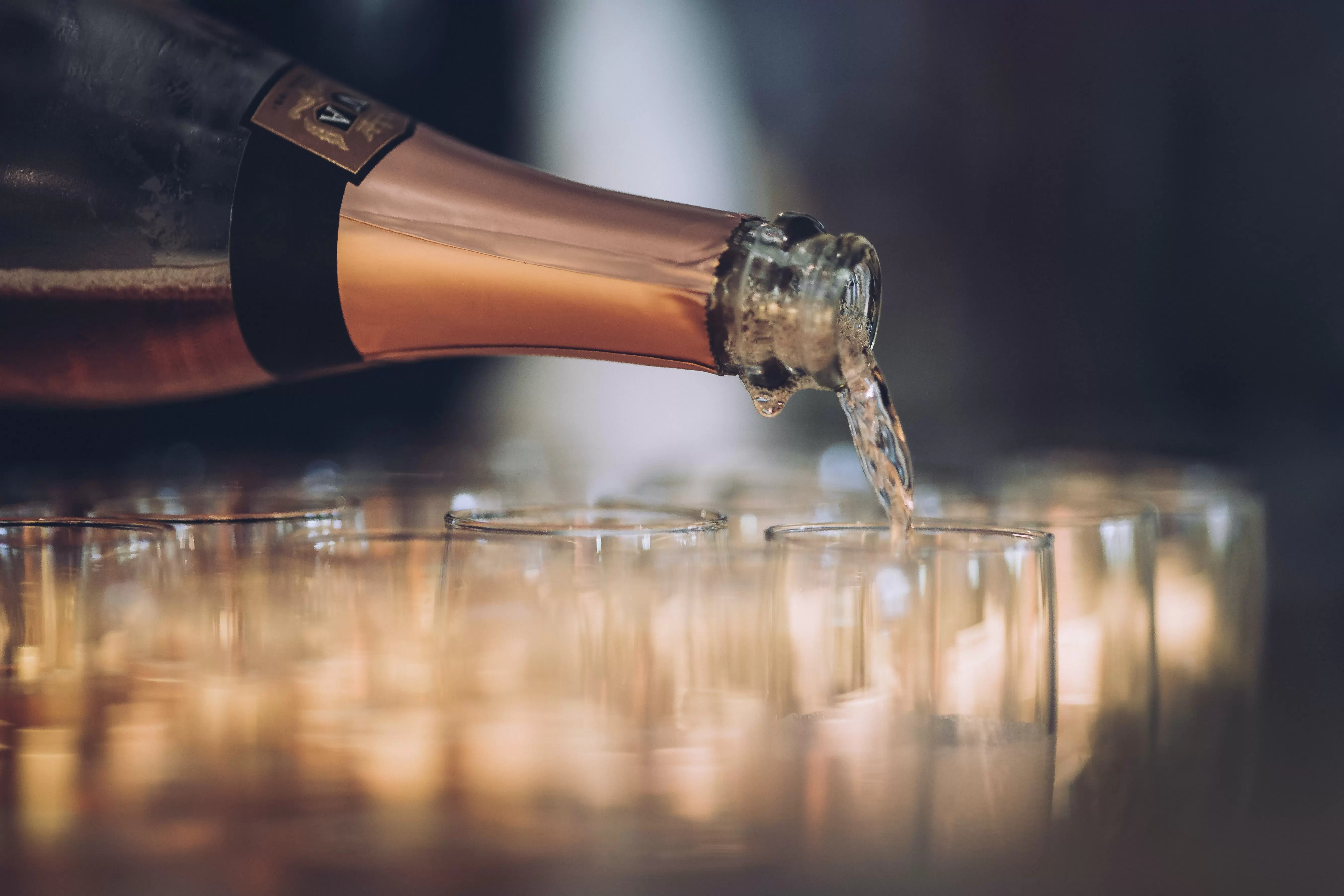 the Sparkling wine market