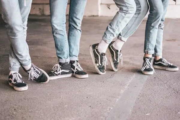 le marché des chaussures pour enfants